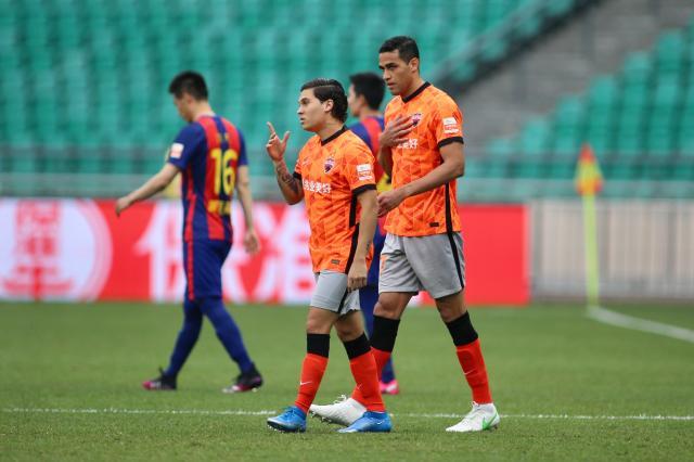 OD体育入口OD体育官网-【中超】金特罗任意球中柱AK连失良机 深足0比0青岛