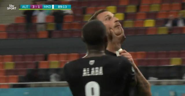 OD体育官网-媒体曝光阿瑙骂人原话内容 海港外援已公开道歉